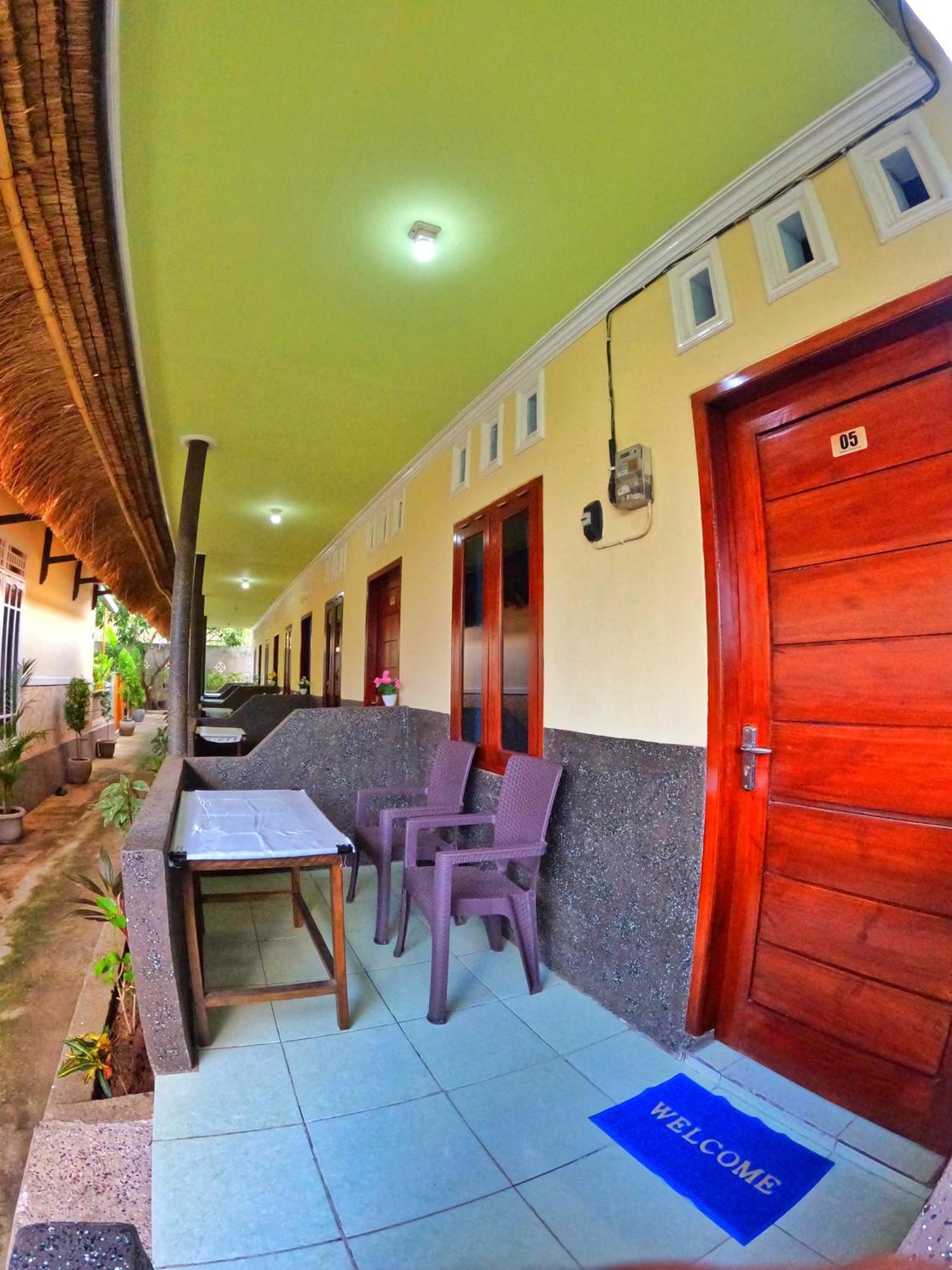 Mango Homestay Sekotong Exterior foto